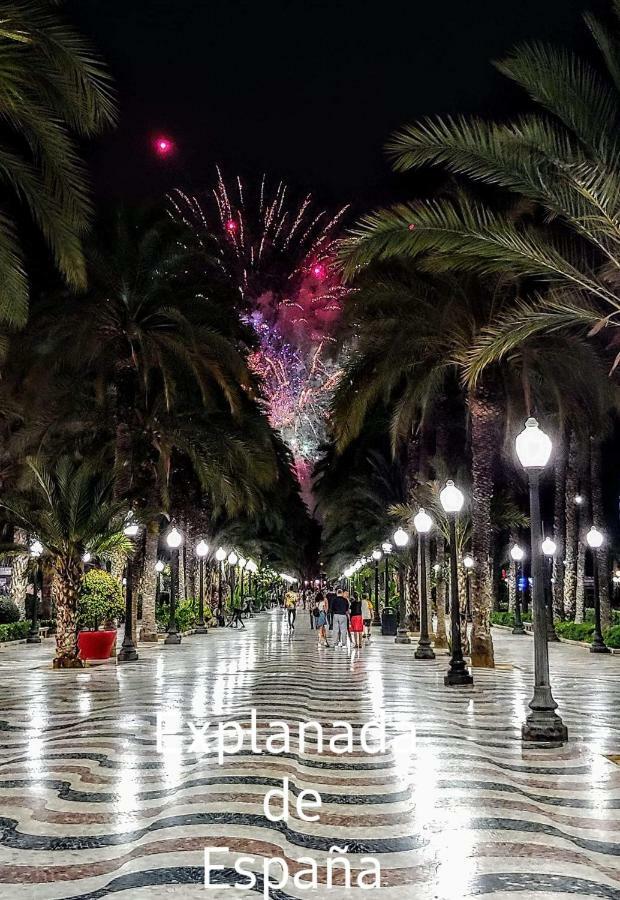 Alicante & Urban Center ภายนอก รูปภาพ